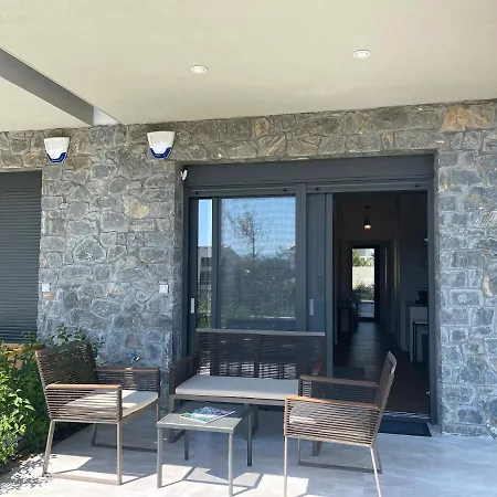 Modern Amenities And Comfort In Sithonia 尼基季