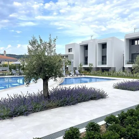 Modern Amenities And Comfort In Sithonia * 尼基季