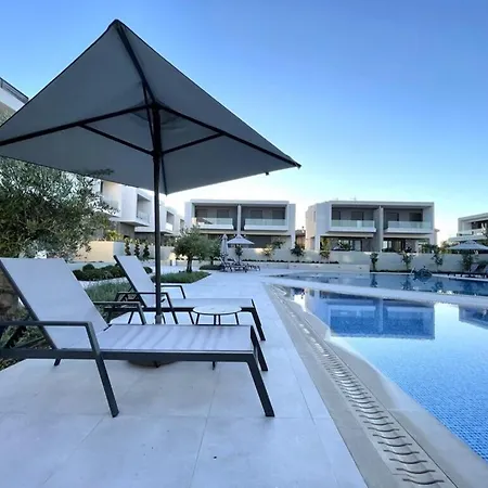 Modern Amenities And Comfort In Sithonia