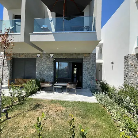 Modern Amenities And Comfort In Sithonia 公寓