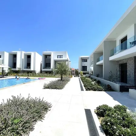 Modern Amenities And Comfort In Sithonia * 尼基季