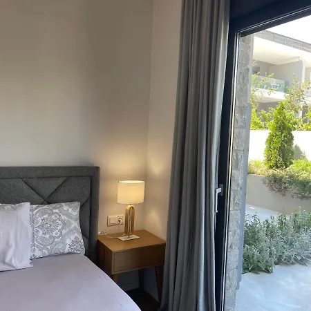 Modern Amenities And Comfort In Sithonia Nikiti (Sithonia)